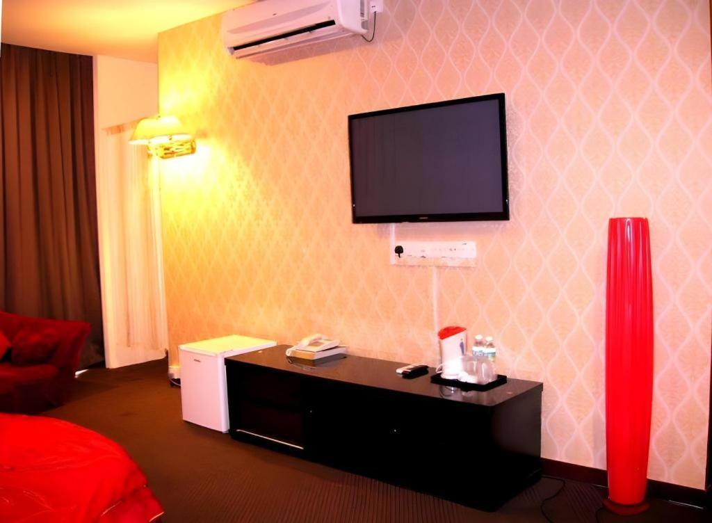 Paragon City Hotel Ipoh Extérieur photo