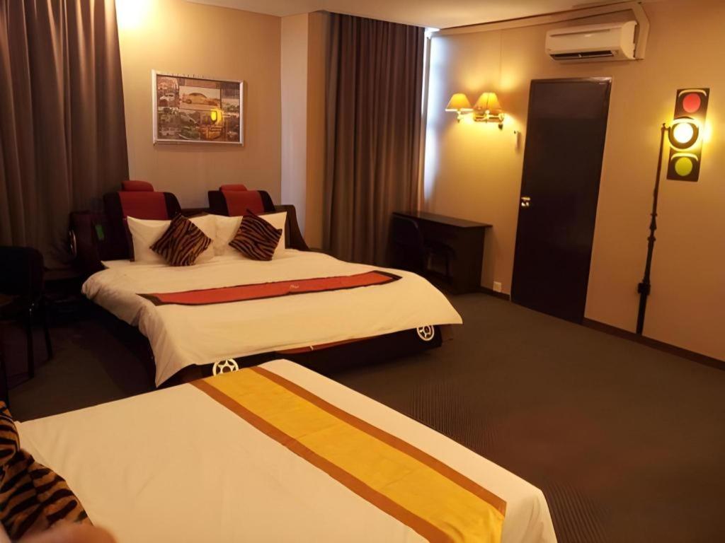 Paragon City Hotel Ipoh Extérieur photo